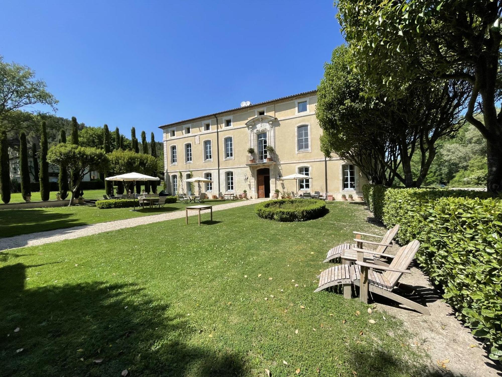 Chateau Talaud Loriol-du-Comtat Exterior foto