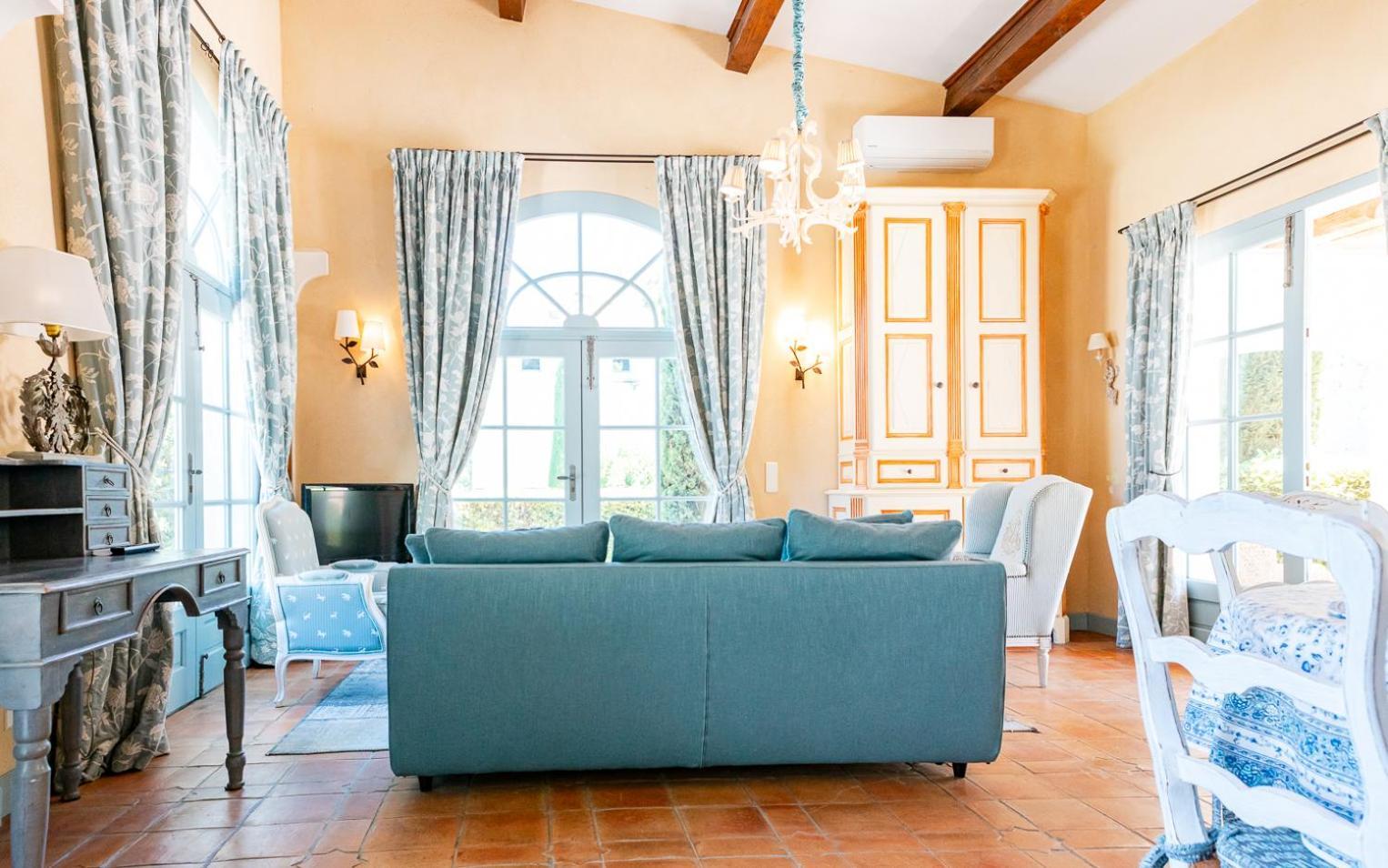 Chateau Talaud Loriol-du-Comtat Habitación foto